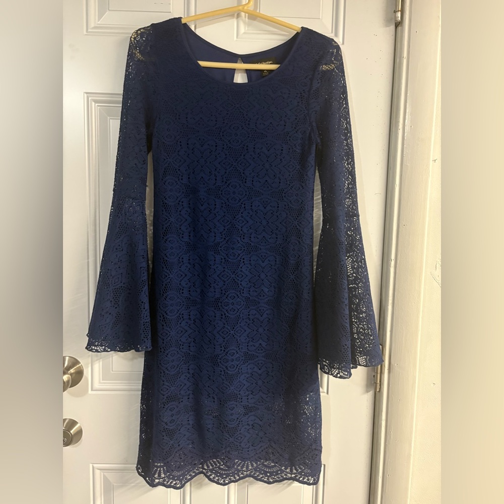 Elegant Navy Lace Dress✨